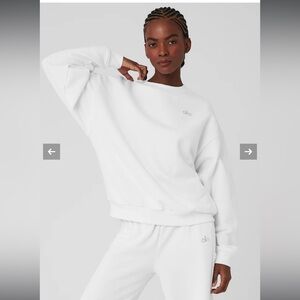 Alo Yoga Accolade Crew Neck Pullover in S